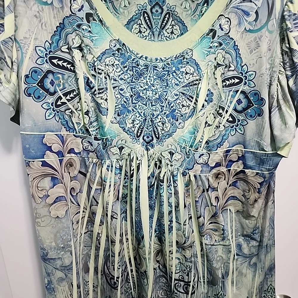 Blue and Green Boho Embellisjed Women's Top Sz 2X - Picture 4 of 6